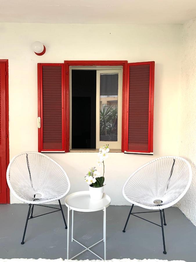 Stanze Al Mare Di Lucia Fontane Bianche Exterior photo